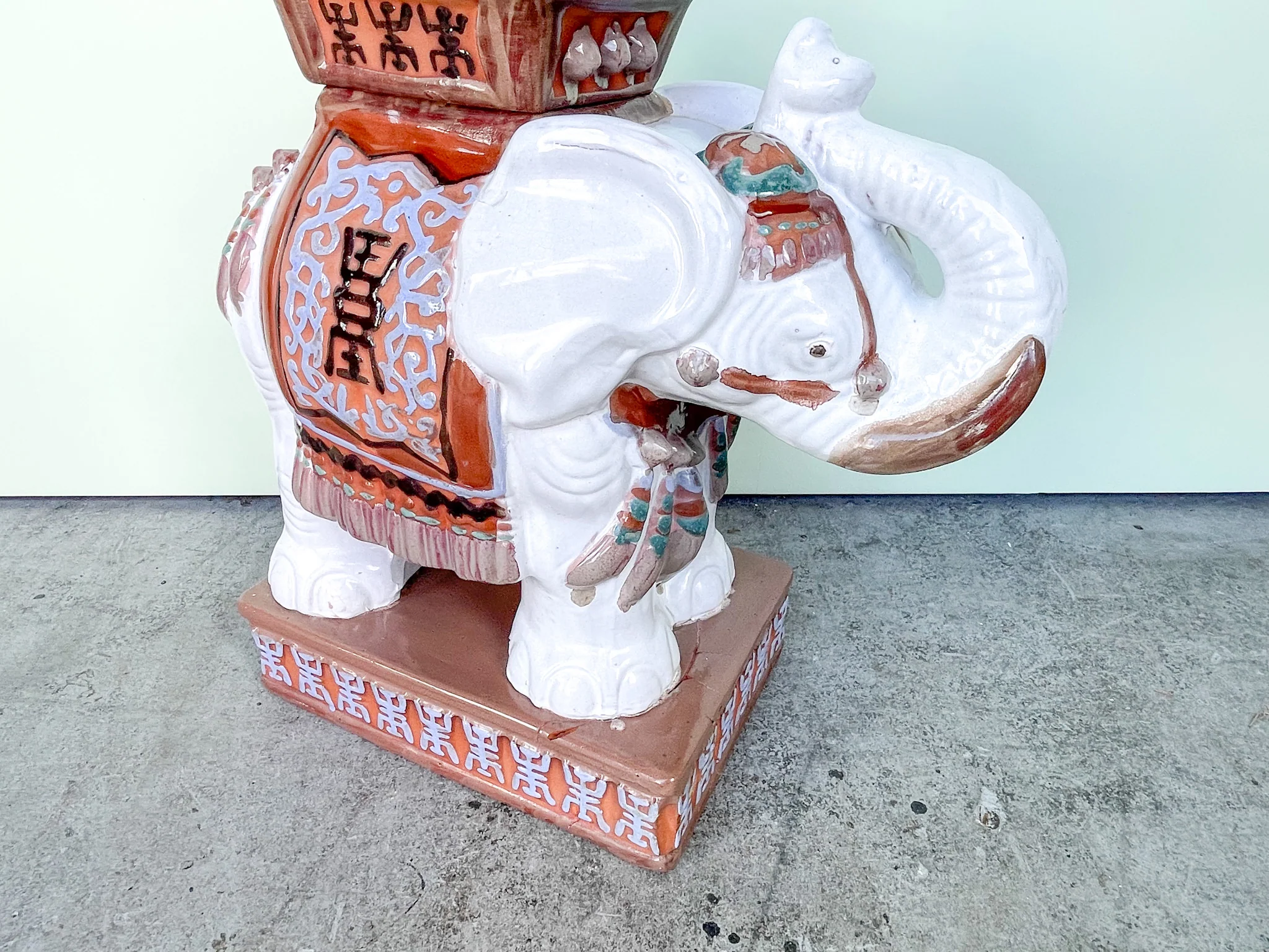 Sweet Elephant Garden Seat - Image 3