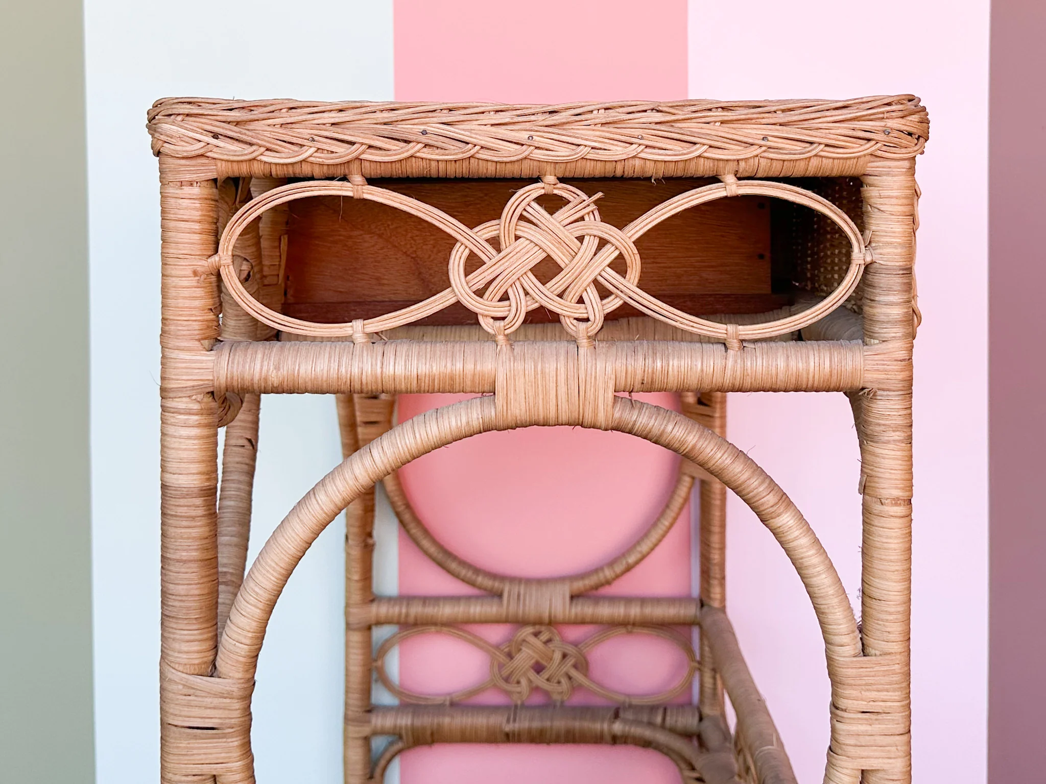 Sweet Wicker Desk and Chair - Image 12