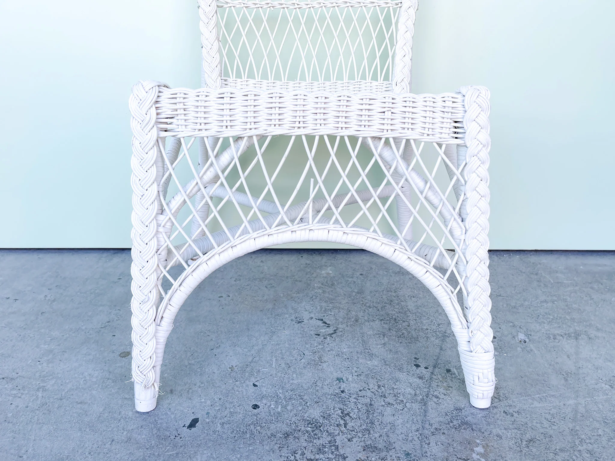 Sweet Wicker Desk and Chair - Image 11