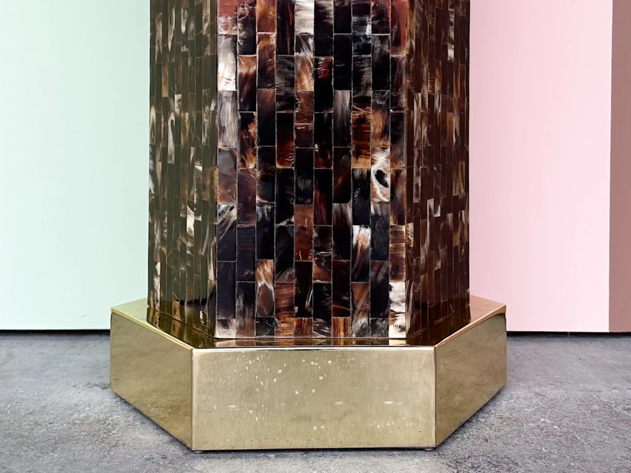 Tessellated Tortoiseshell Pedestal - Image 5
