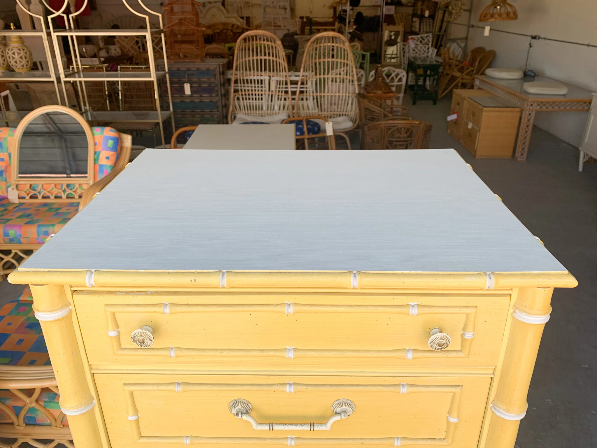 Thomasville Lingerie Dresser - Image 3