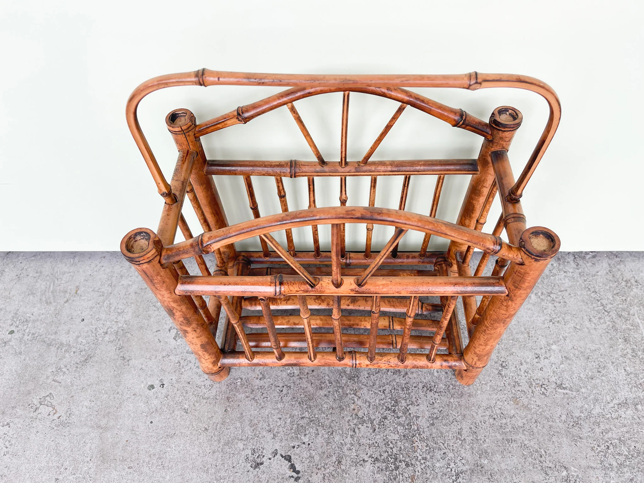 Tortoiseshell Magazine Rack - Image 2