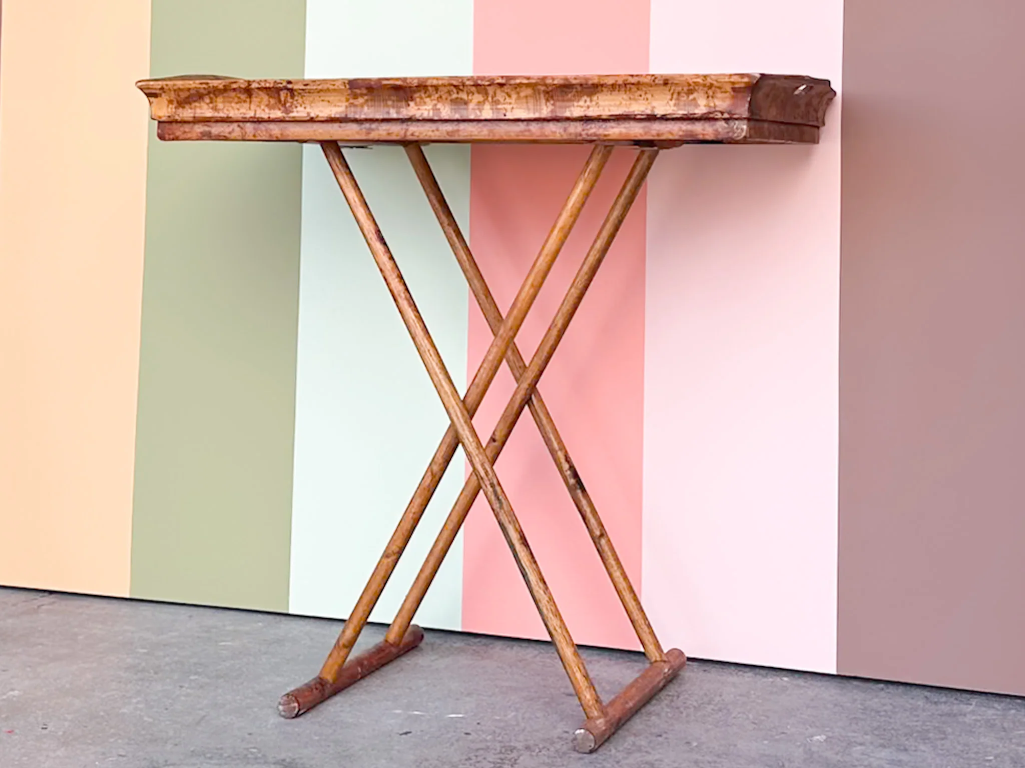 Tortoiseshell Rattan Folding Bar - Image 2