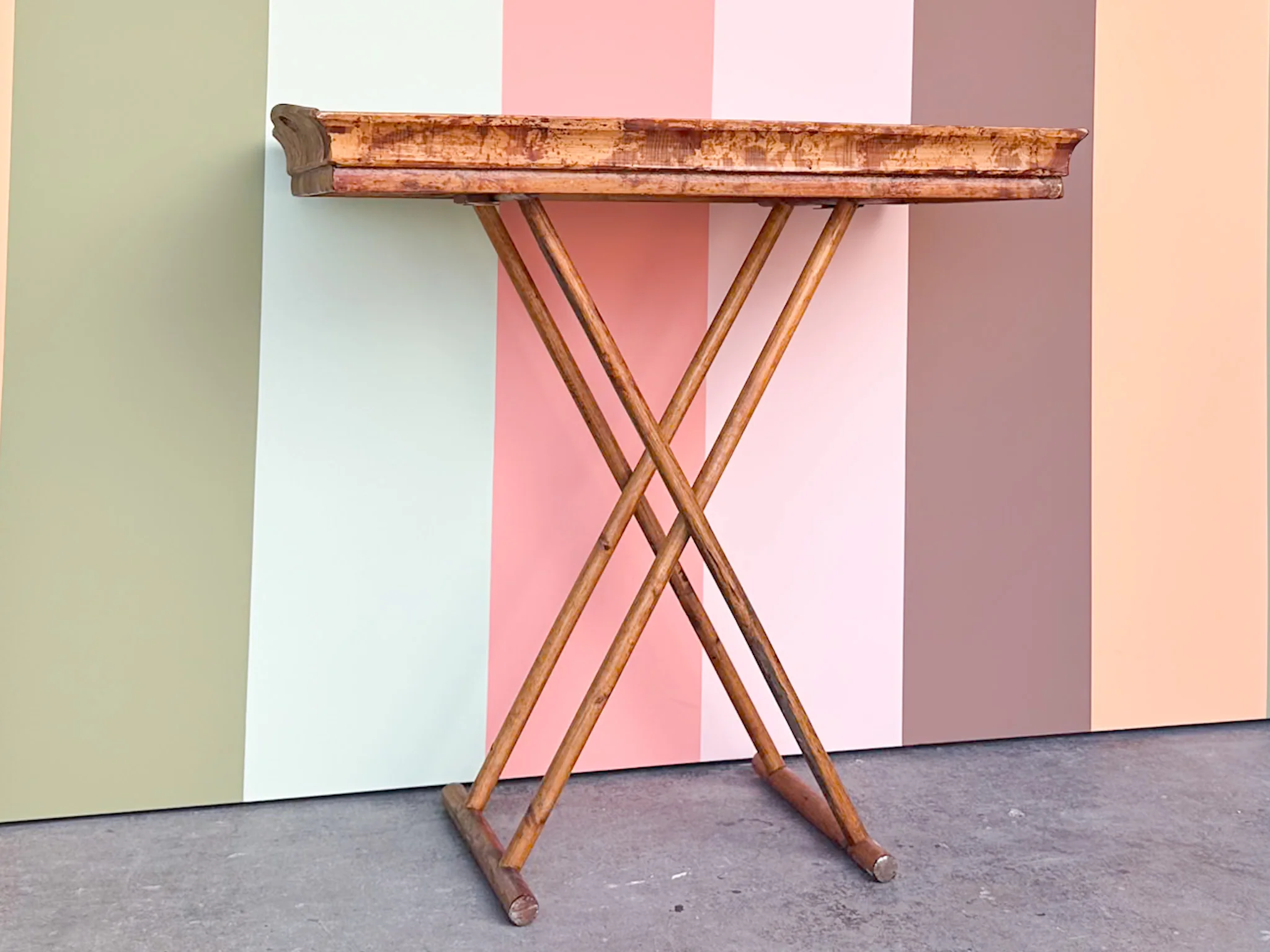 Tortoiseshell Rattan Folding Bar - Image 3