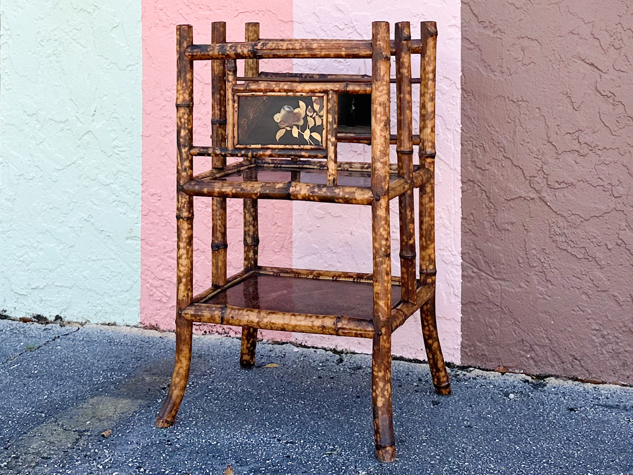 Large Tortoiseshell Rattan Magazine Rack - Image 2