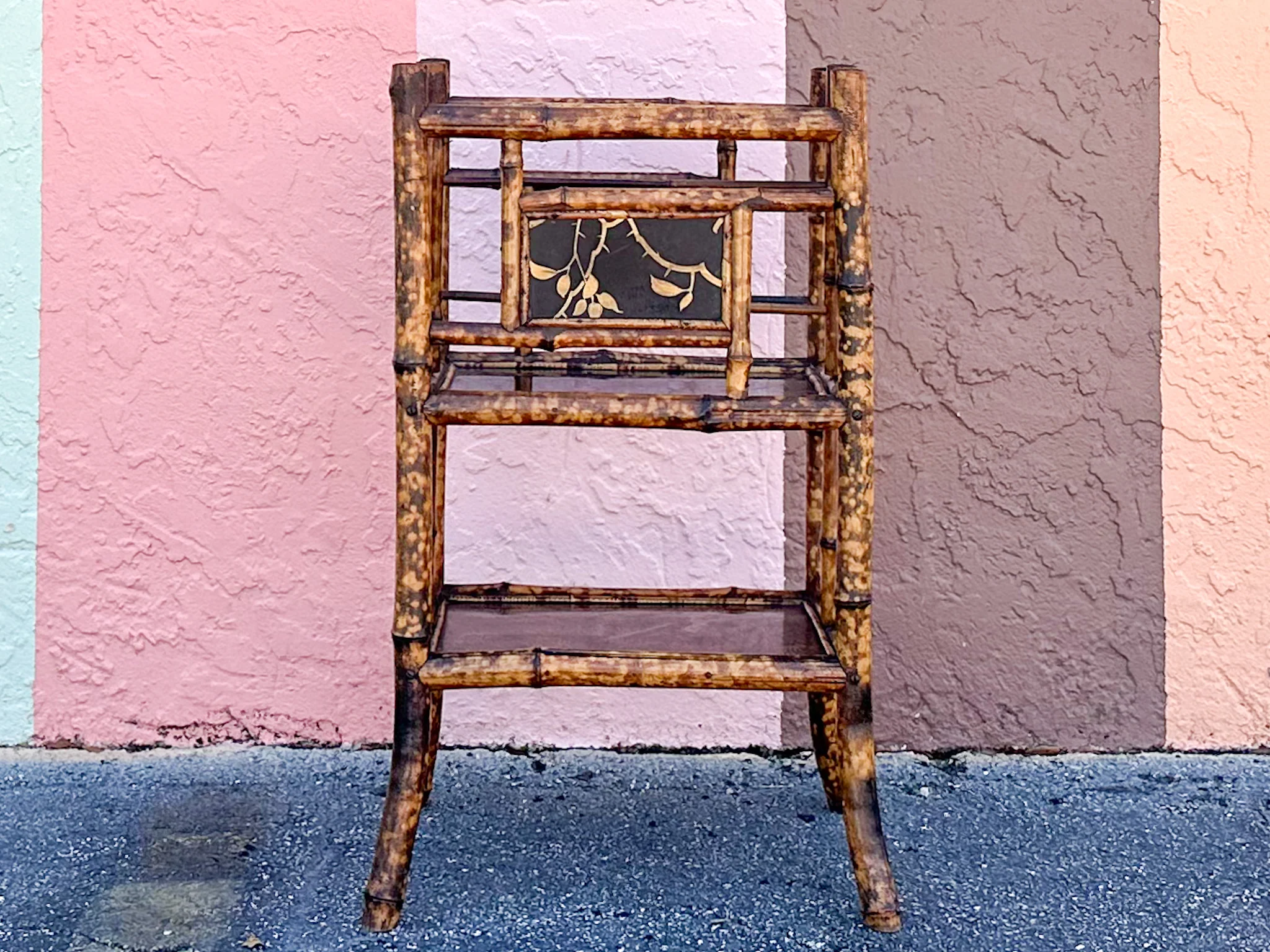 Large Tortoiseshell Rattan Magazine Rack - Image 3