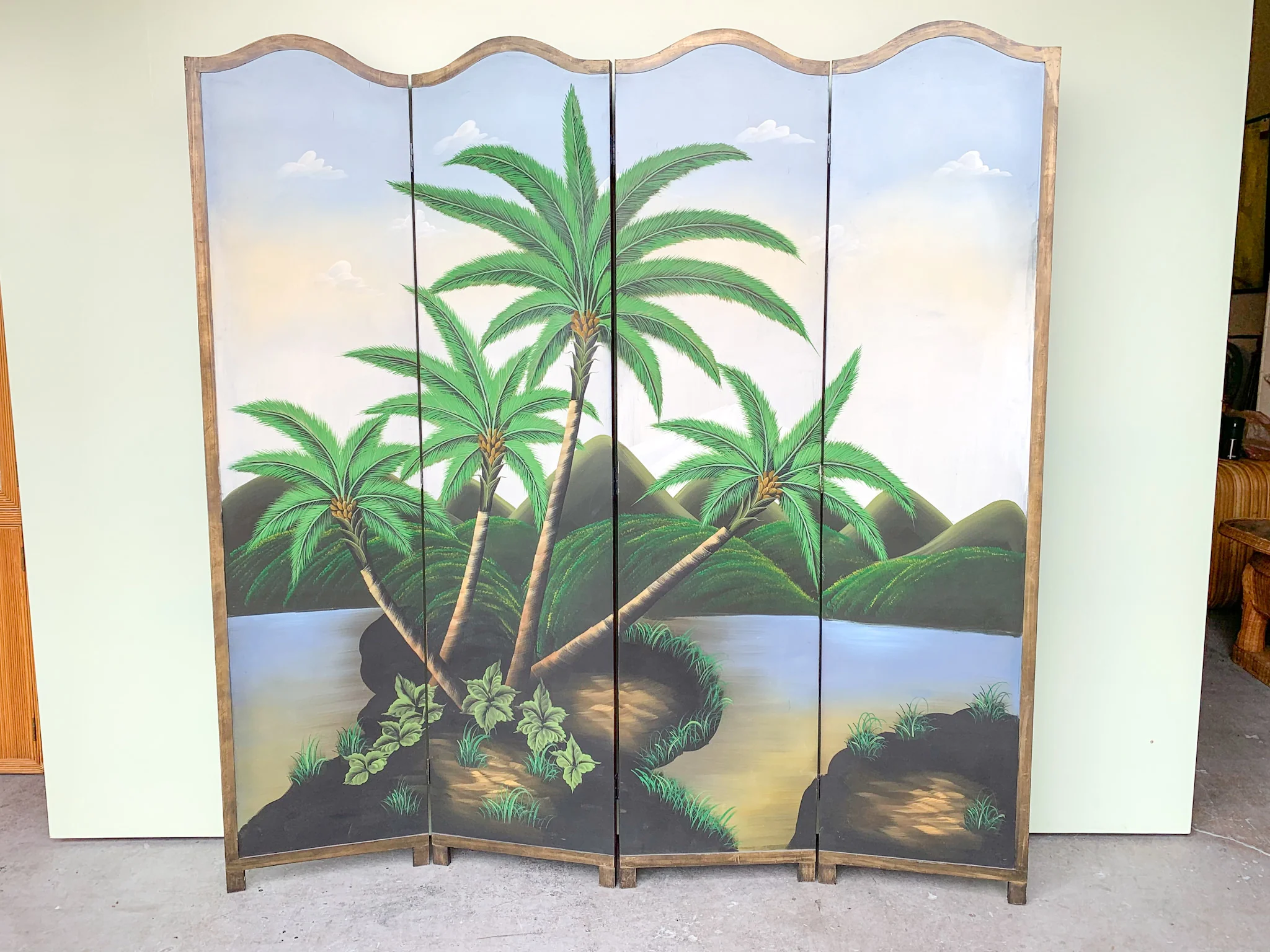 Tropical Palm Tree Screen