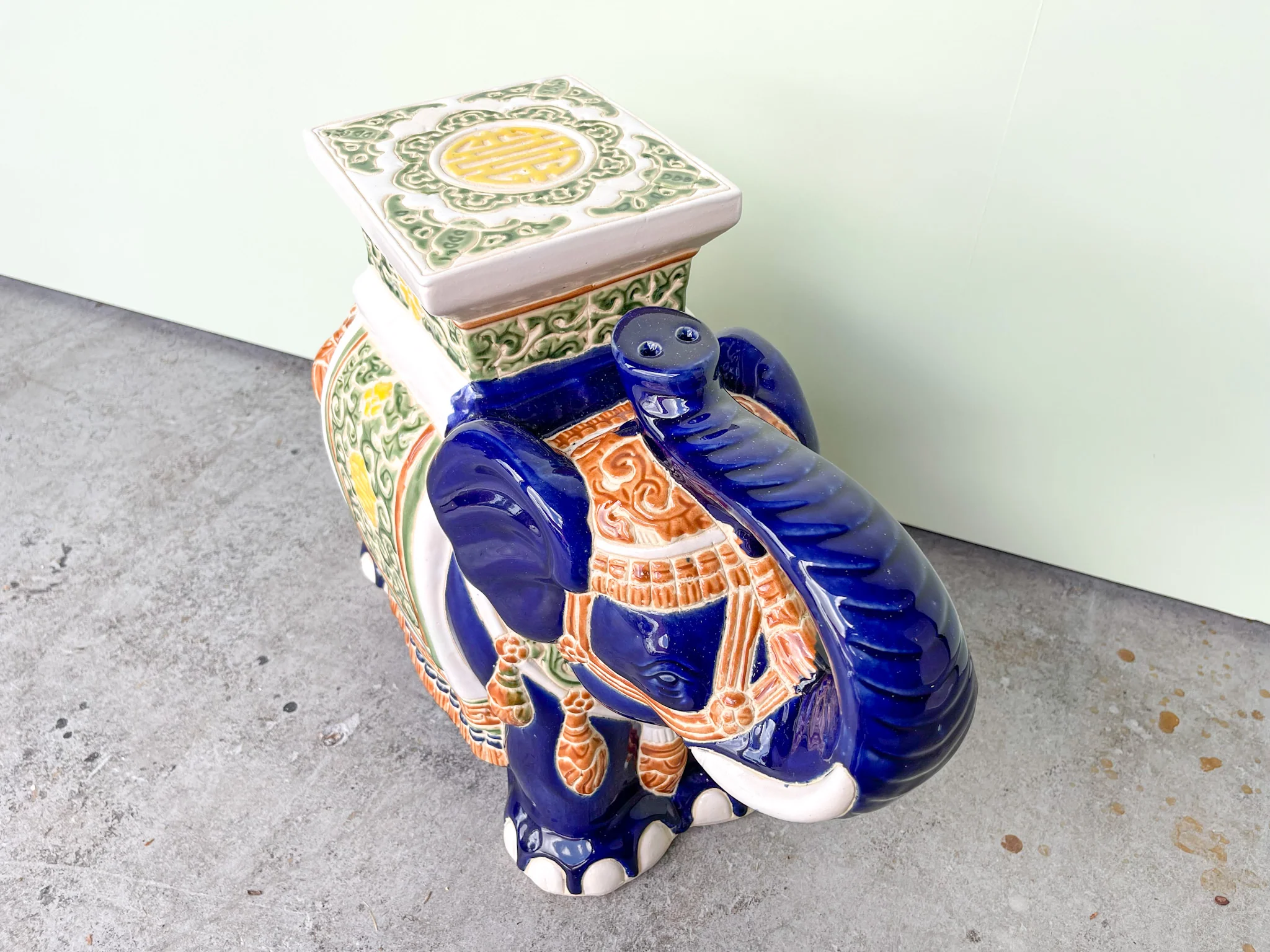 Trunks Up Elephant Garden Seat - Image 5
