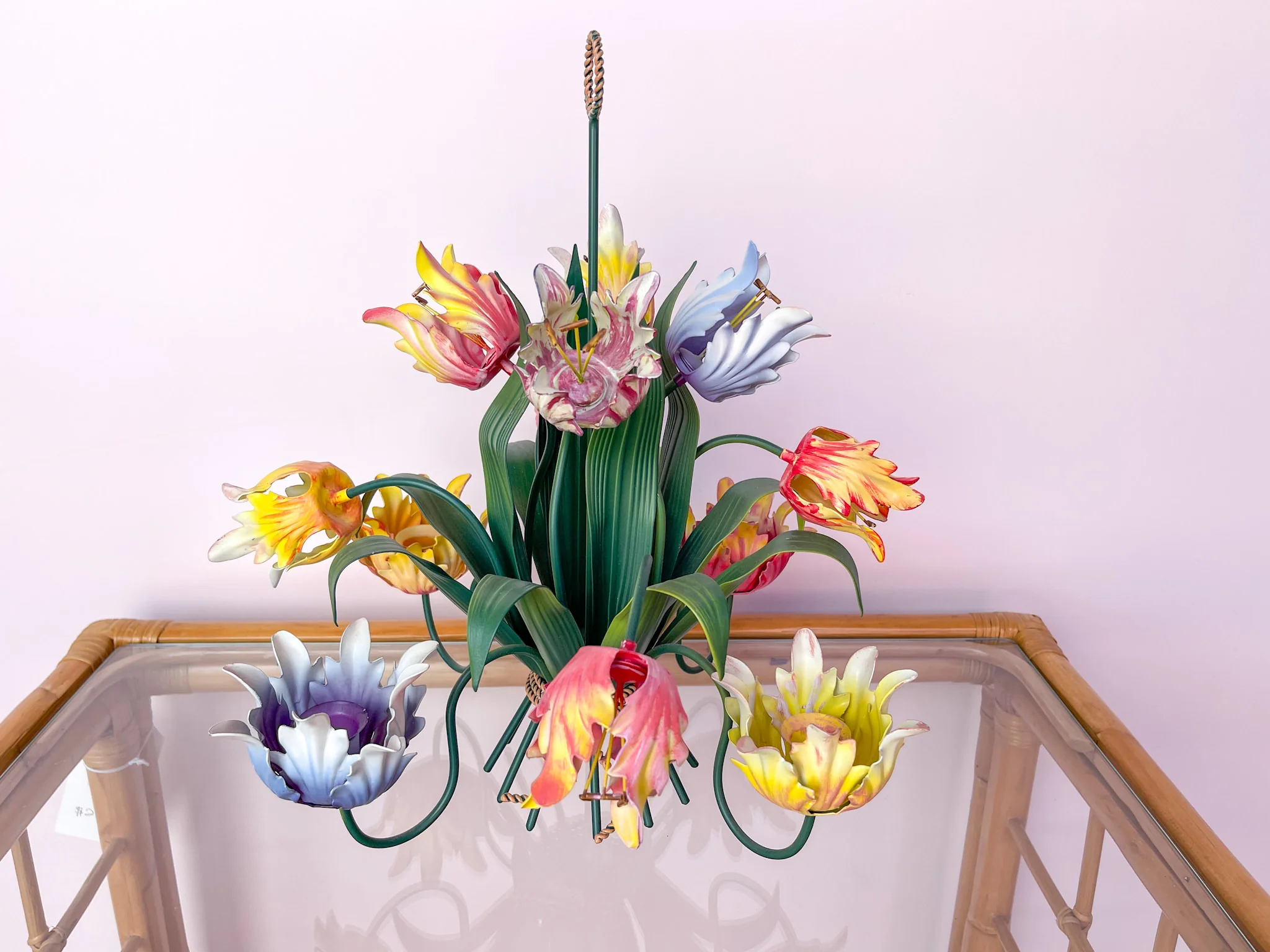 Tulip Tole Candelabra - Image 4