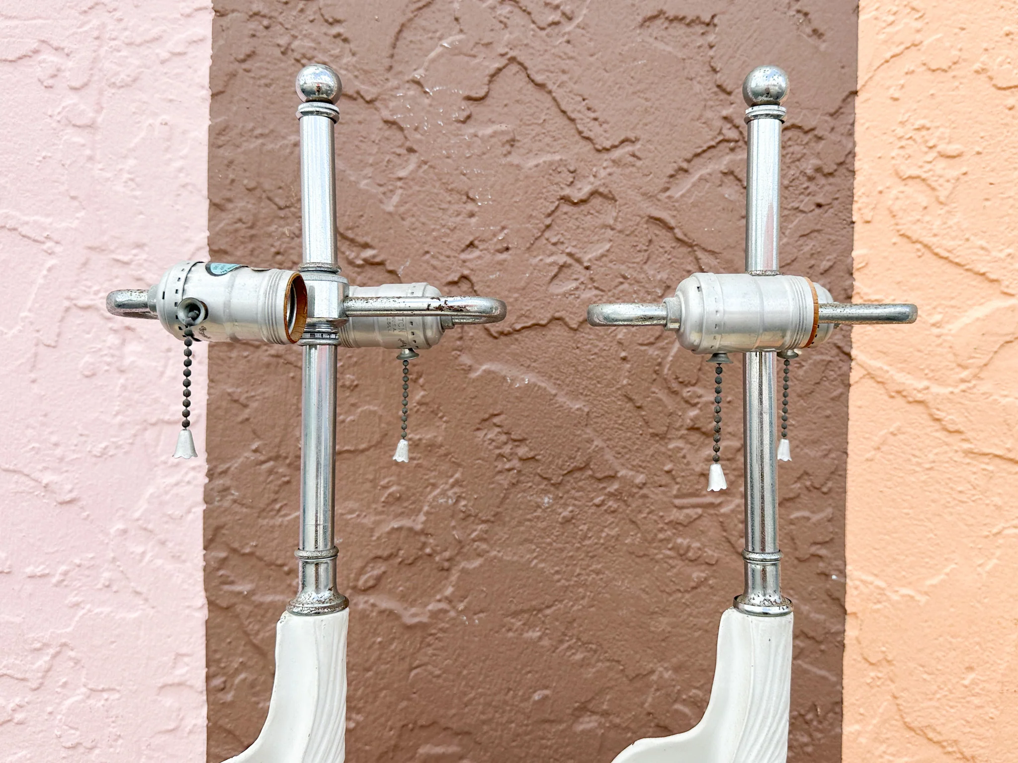 Pair of Regency Style Conch Shell Lamps - Image 4