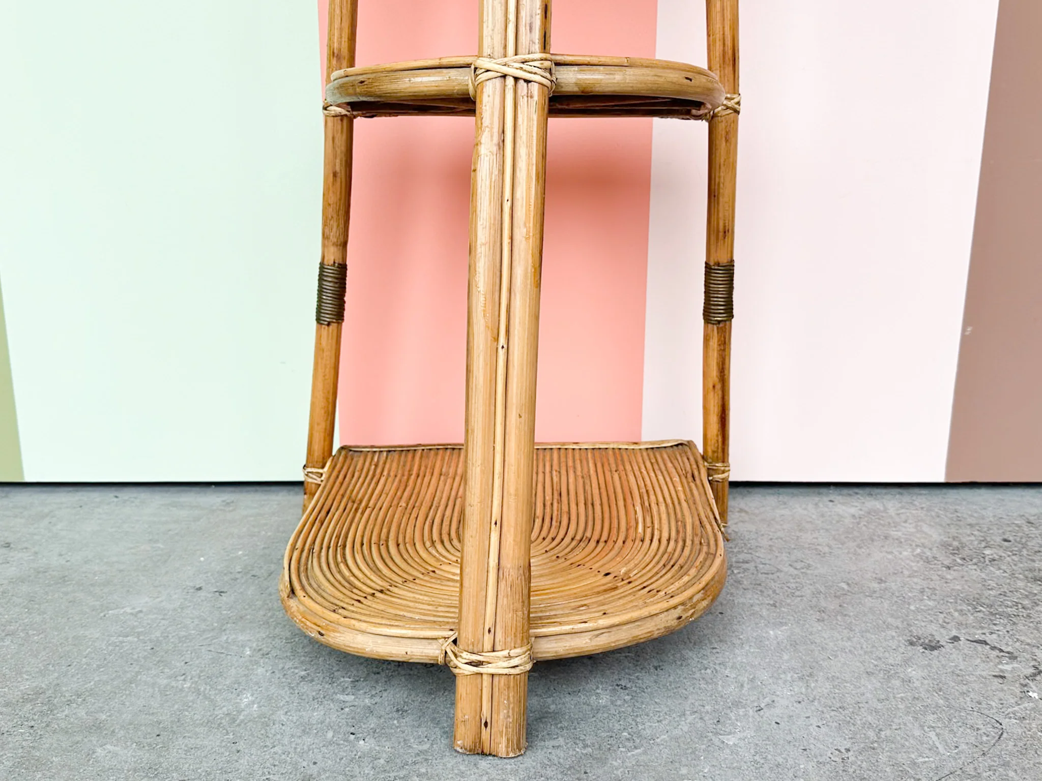 Unique Rattan Riser - Image 3