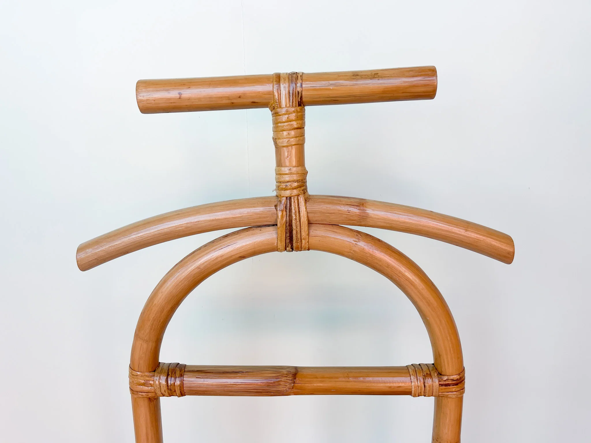 Unique Rattan Valet - Image 4