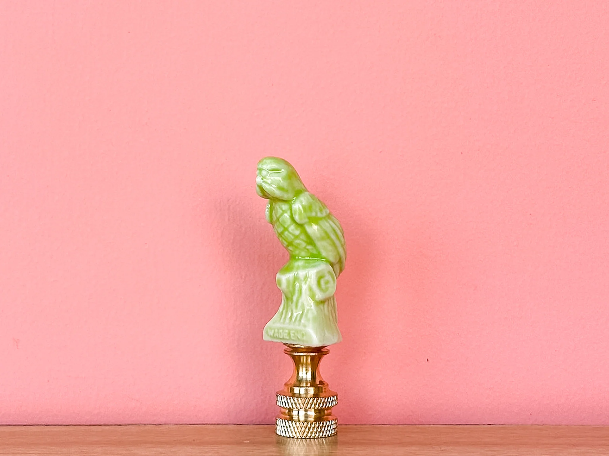 Wade Whimsies Finial — Green Parrot