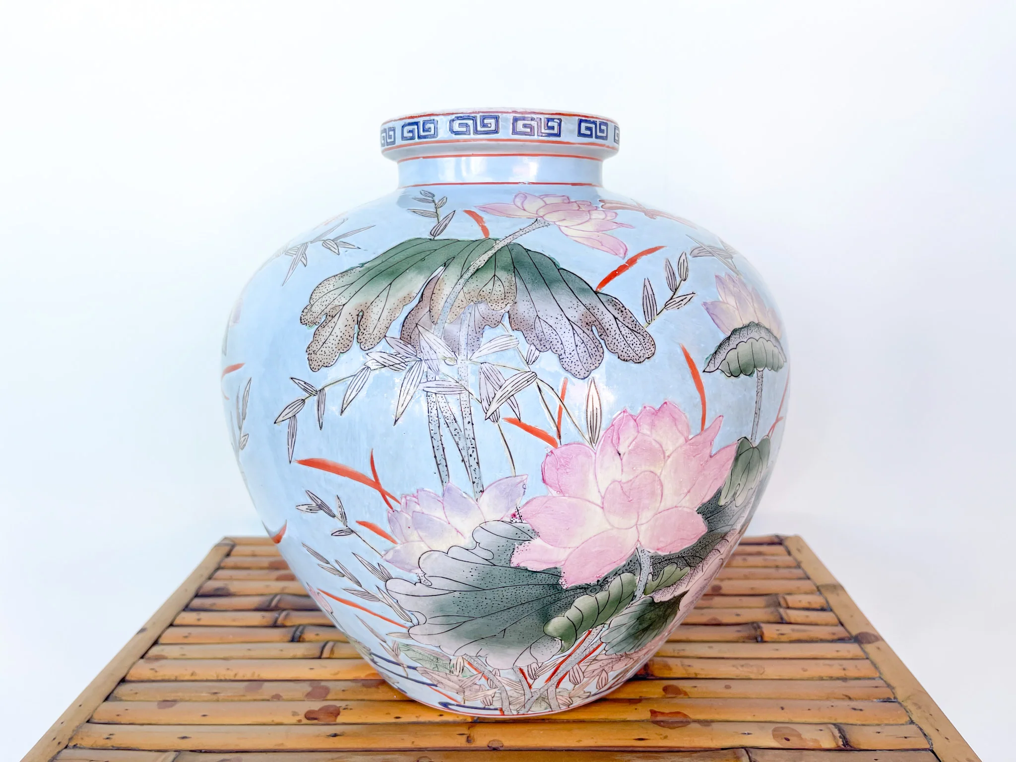 Water Lily Cachepot - Image 2