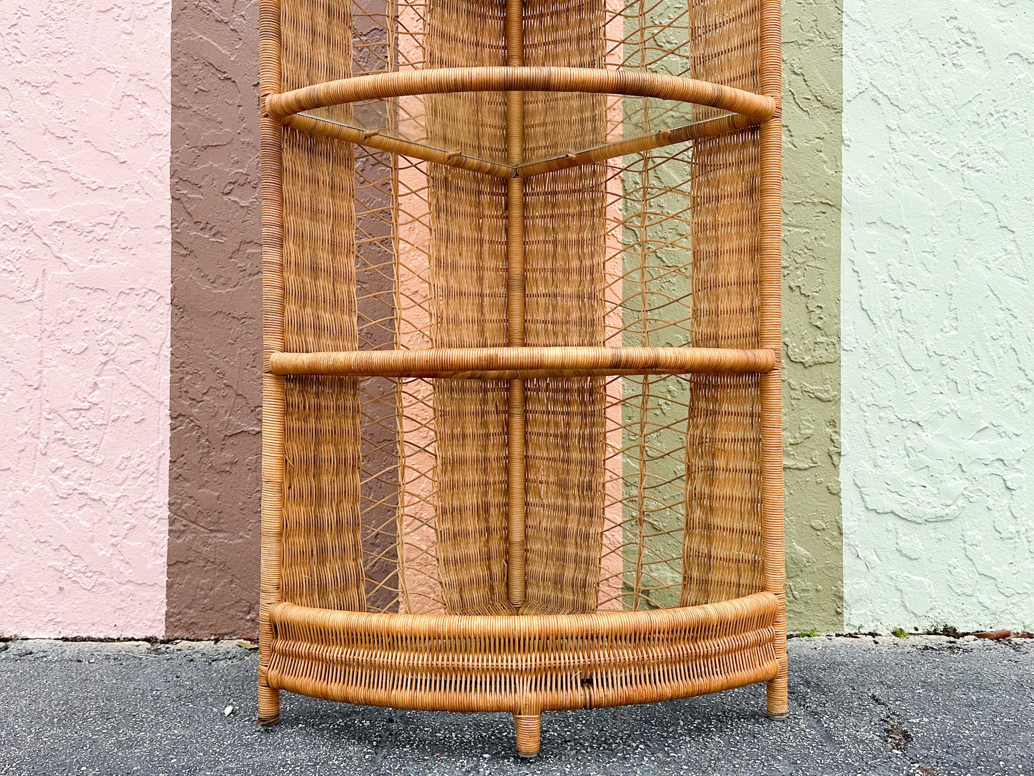 Wicker Chic Corner Etagere - Image 3