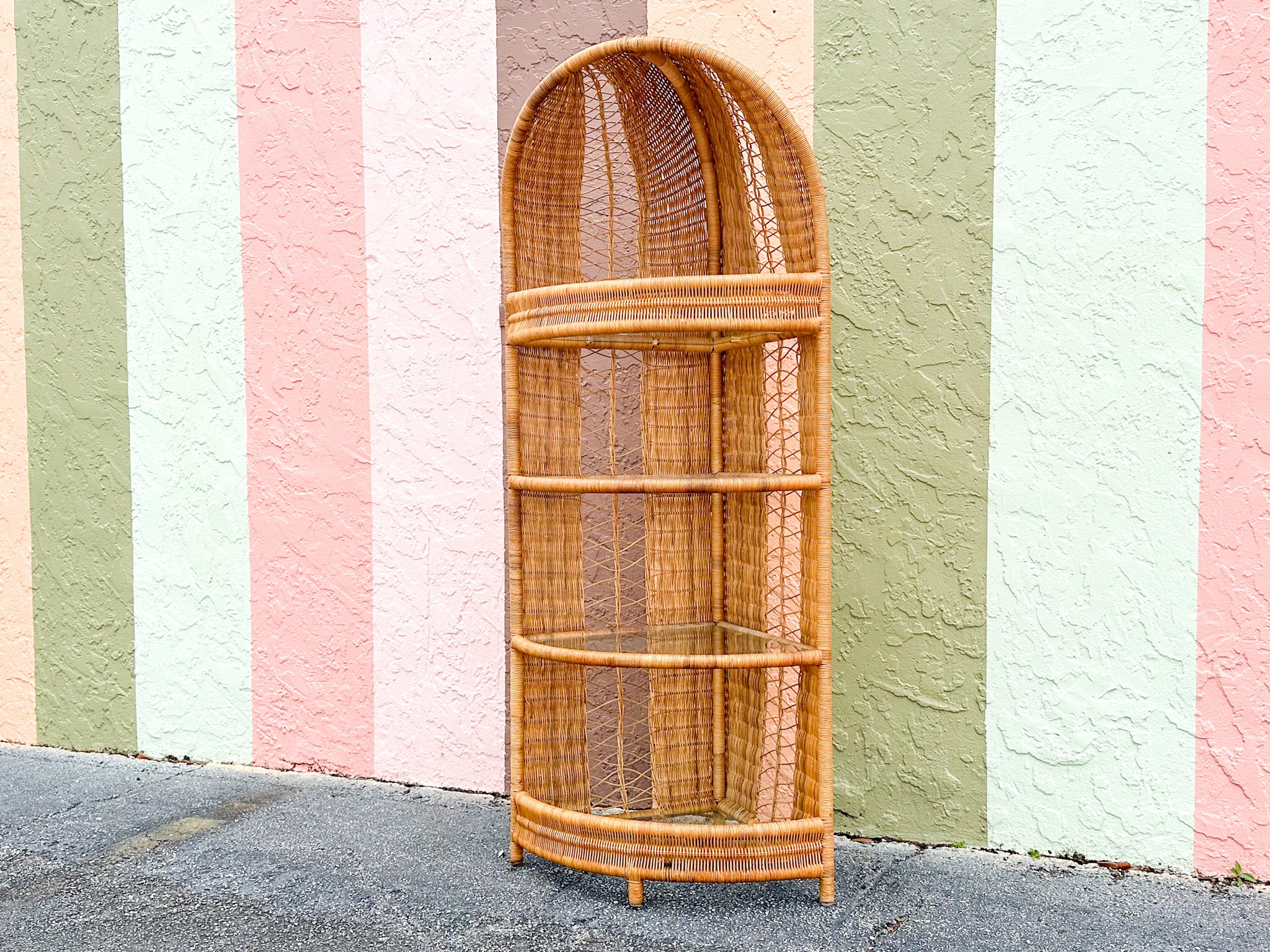 Wicker Chic Corner Etagere - Image 4