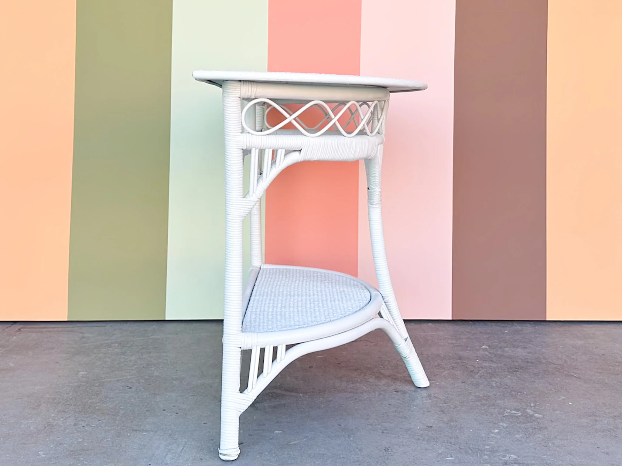 Wicker Chic Demilune - Image 3