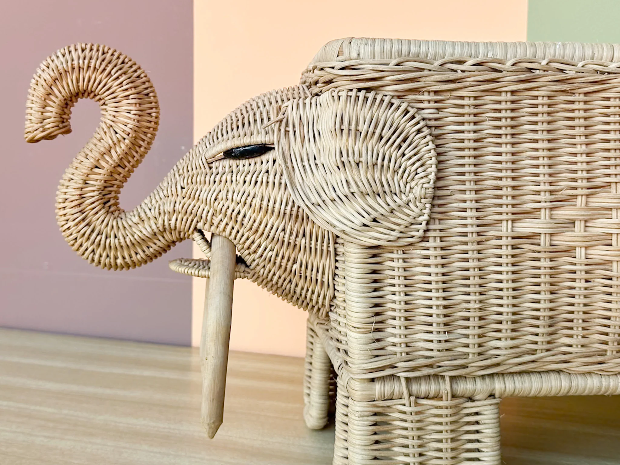 Wicker Elephant Cachepot - Image 7