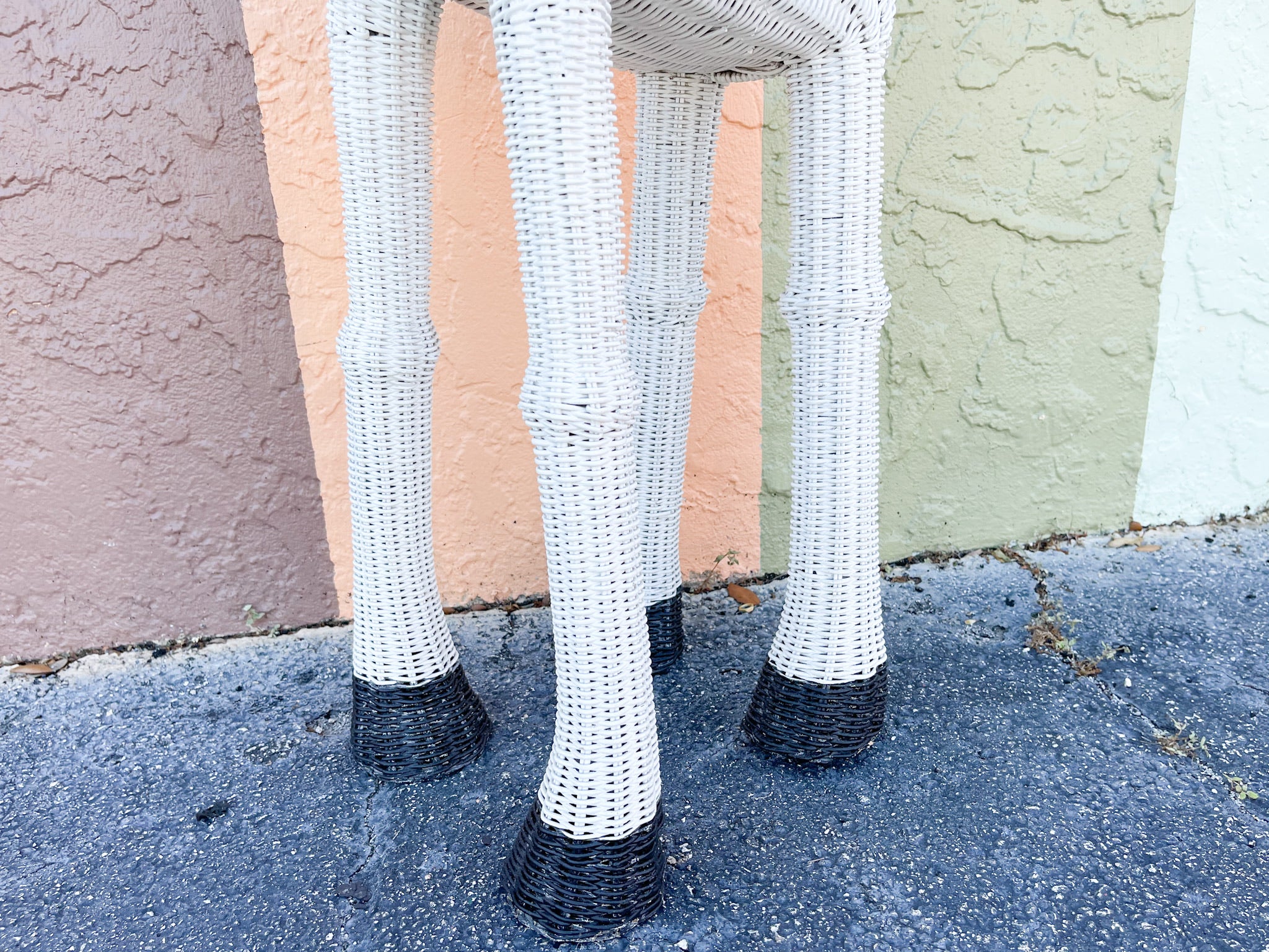 Wicker Giraffe - Image 5