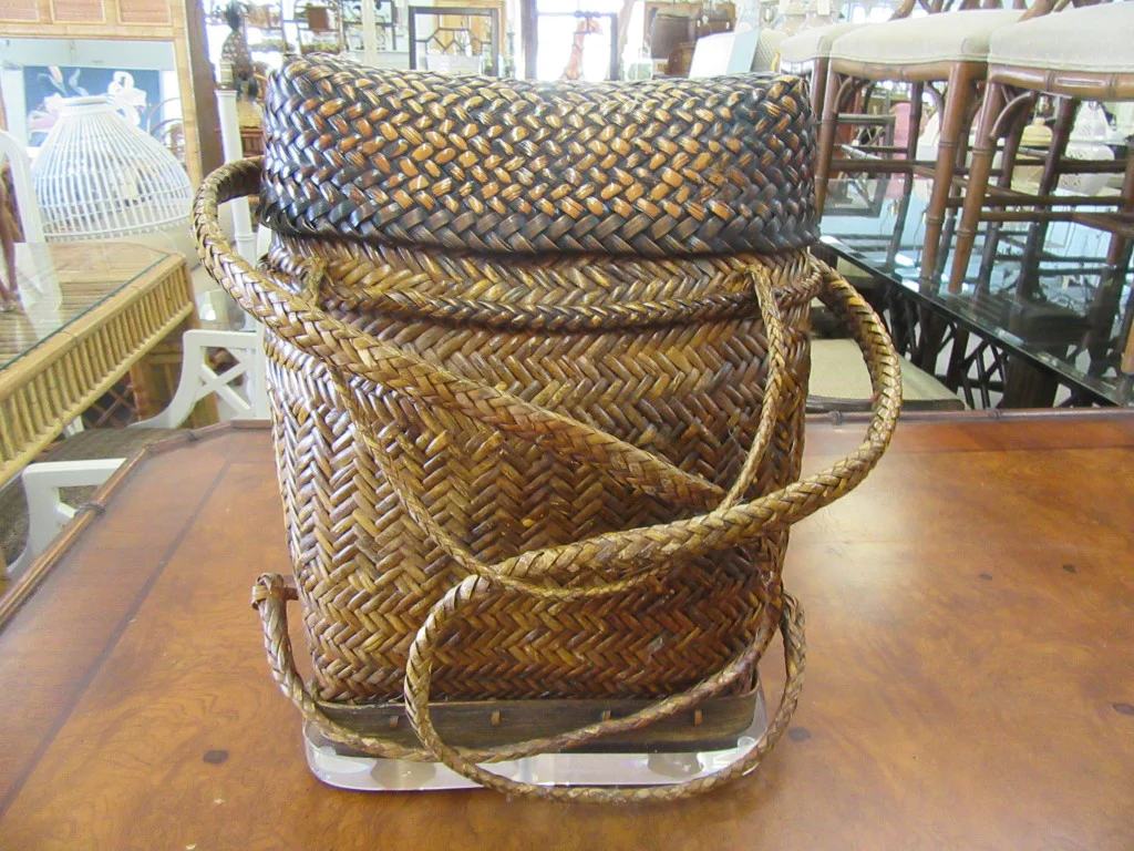 Woven Island Style Back Pack Lamp - Image 4